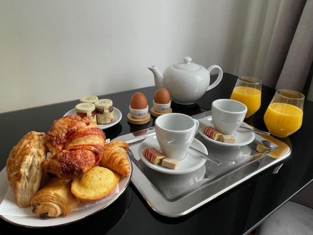 Grand Appartement D'Exception Au Chateau Randin Ecully Ngoại thất bức ảnh