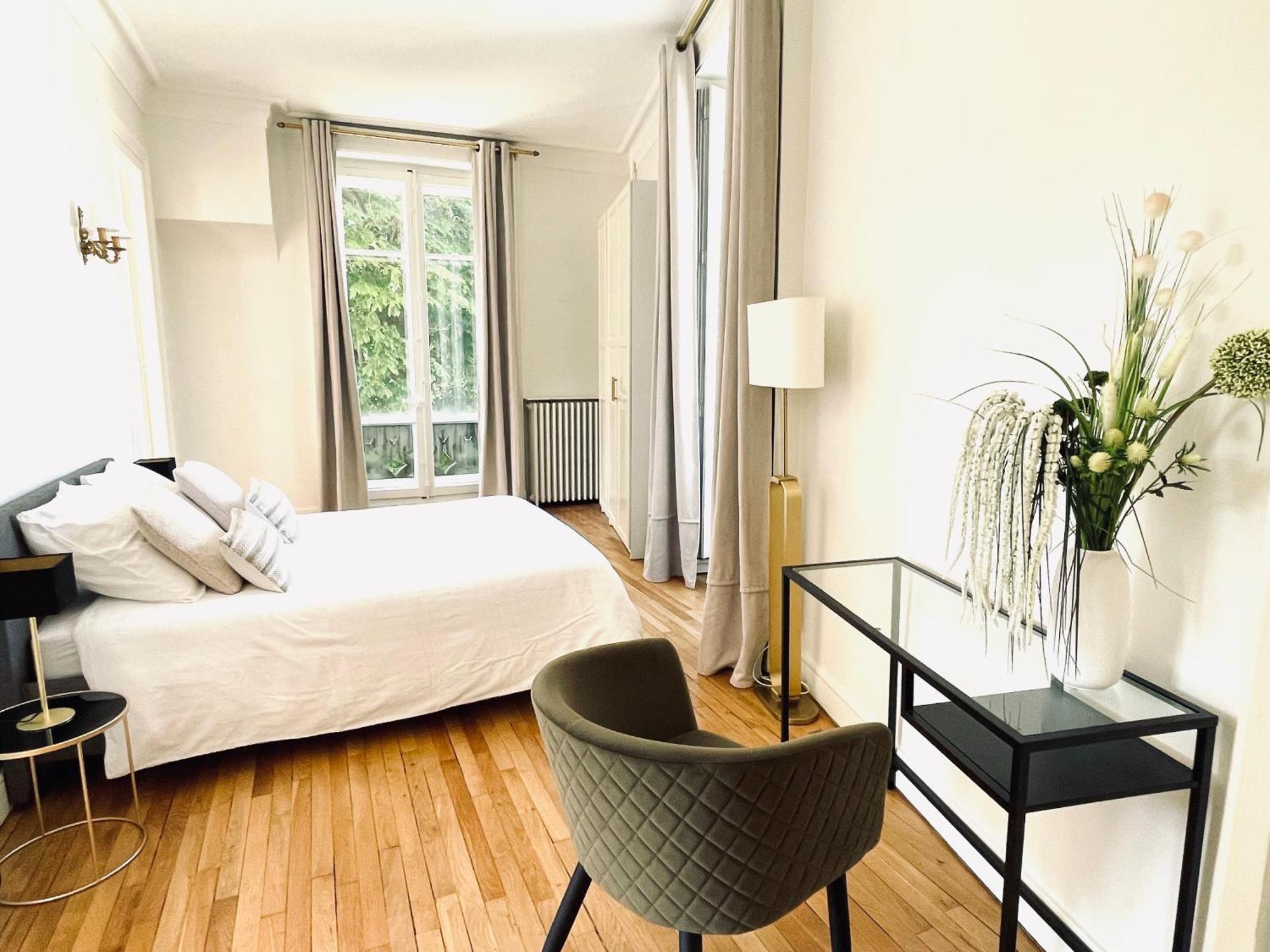 Grand Appartement D'Exception Au Chateau Randin Ecully Ngoại thất bức ảnh